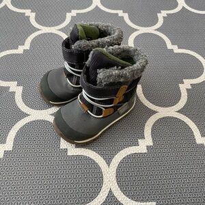 See Kai Run snow boots size 3